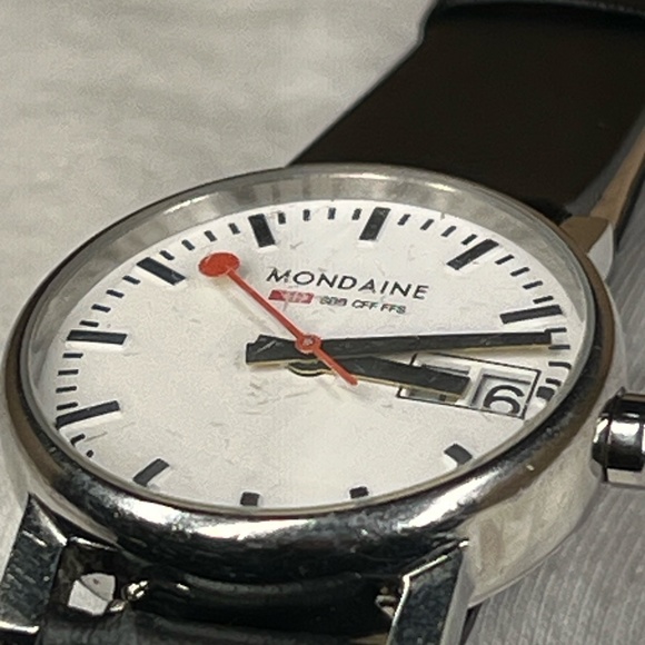 Mondaine Evo2 Big Date (New Leather Band, New Battery, Very Good Condition!) - Picture 16 of 16